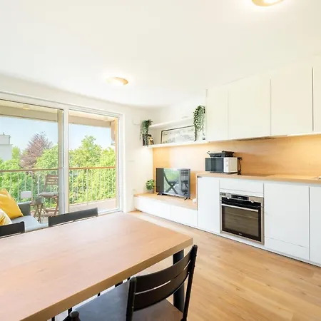 396 * ليوبليانا